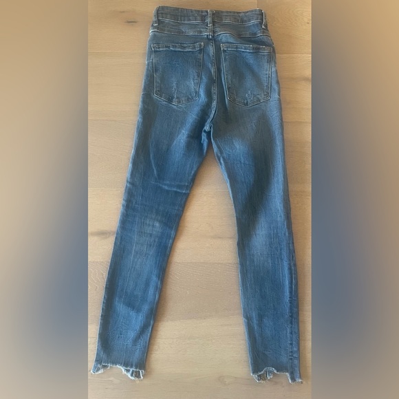 ZARA- ladies high-waist skinny hole jeans - Picture 3 of 3